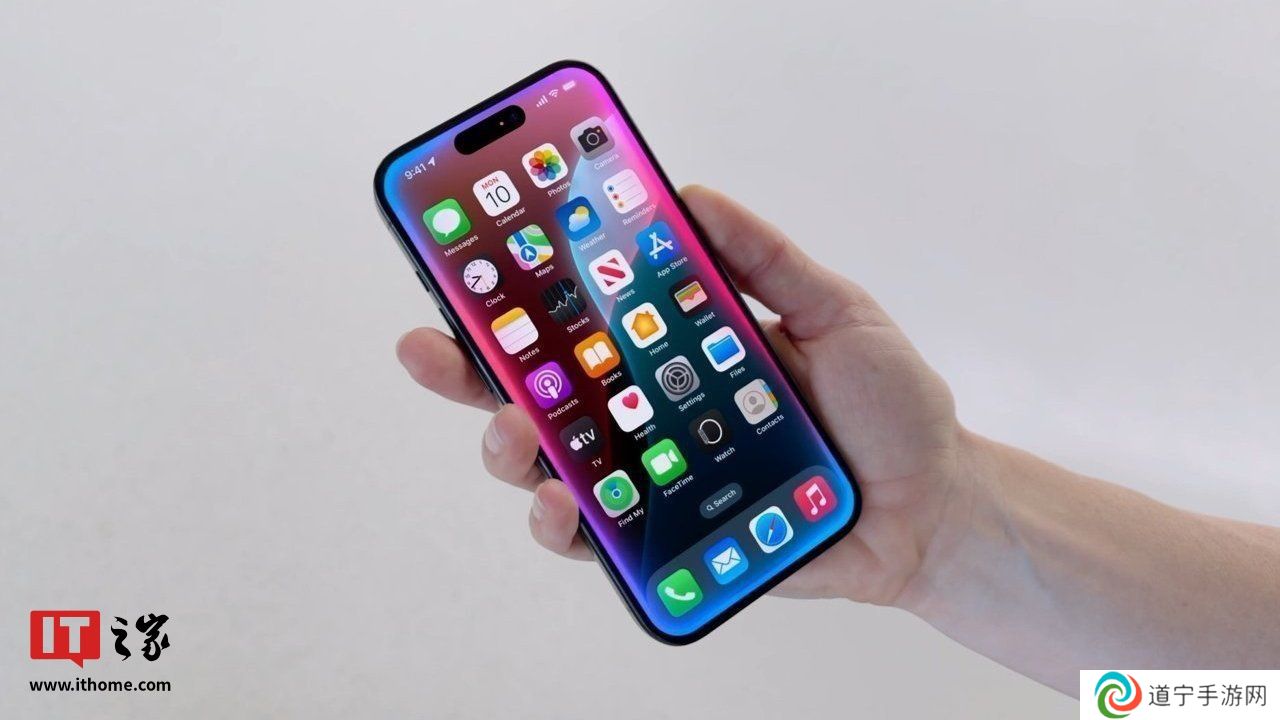 古爾曼稱蘋果明年 6 月 iOS 19 將大幅強(qiáng)化 Siri，但相關(guān)功能實(shí)際 2026 年春季 19.4 版才上線