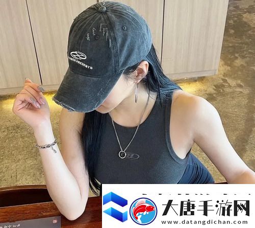 69美女直播-網(wǎng)友：感受魅力與活力的完美結(jié)合-心動不已！